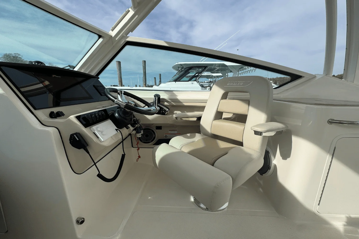 2023 Boston Whaler 280 Vantage Image Thumbnail #28