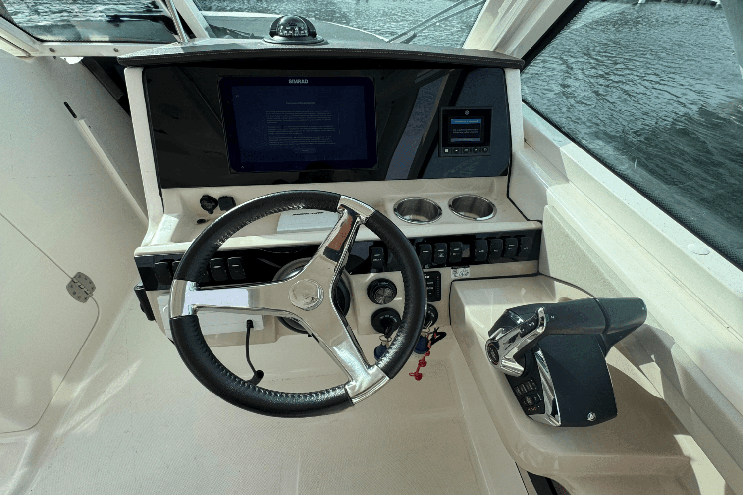 2023 Boston Whaler 280 Vantage Image Thumbnail #21
