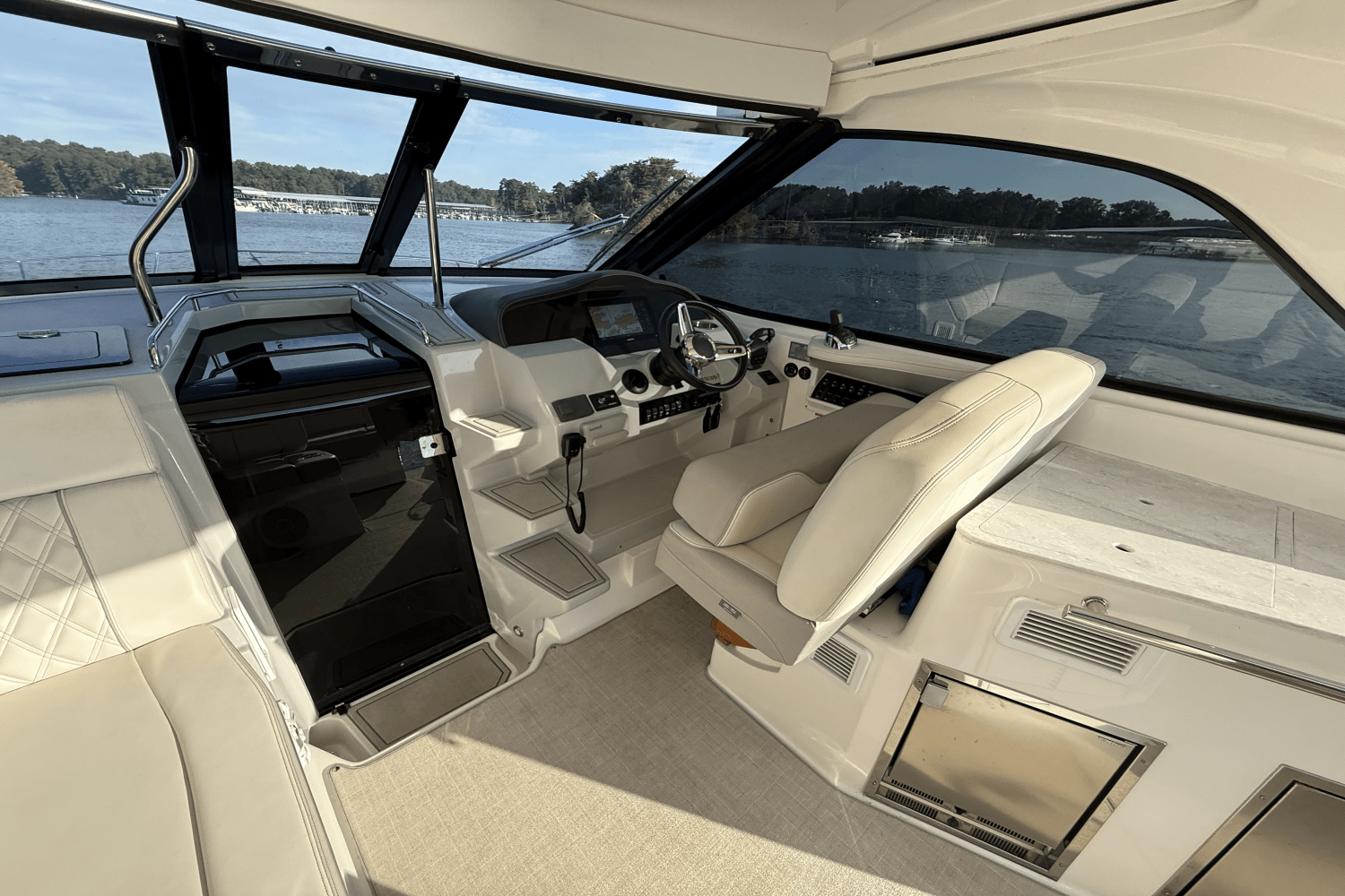 2021 Regal 35 SPORT COUPE Image Thumbnail #47