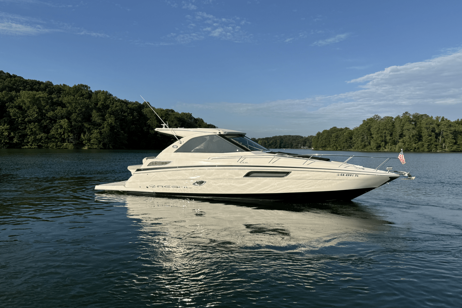2021 Regal 35 SPORT COUPE Image Thumbnail #5
