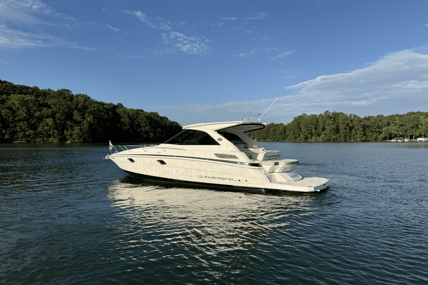 2021 Regal 35 SPORT COUPE Image Thumbnail #16