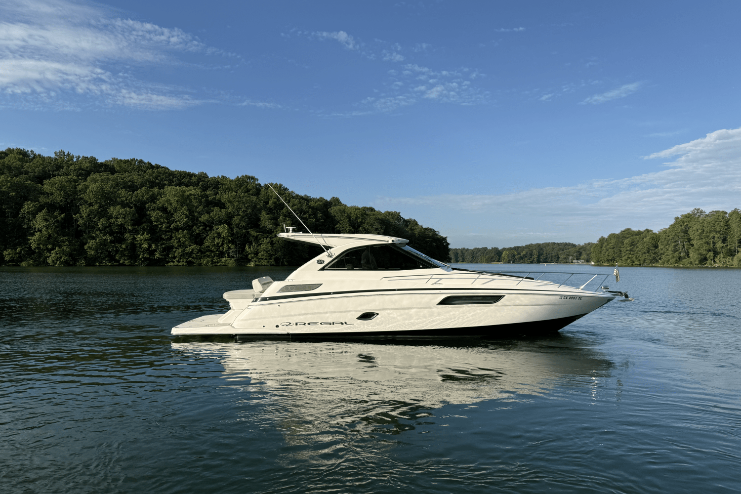 2021 Regal 35 SPORT COUPE Image Thumbnail #1