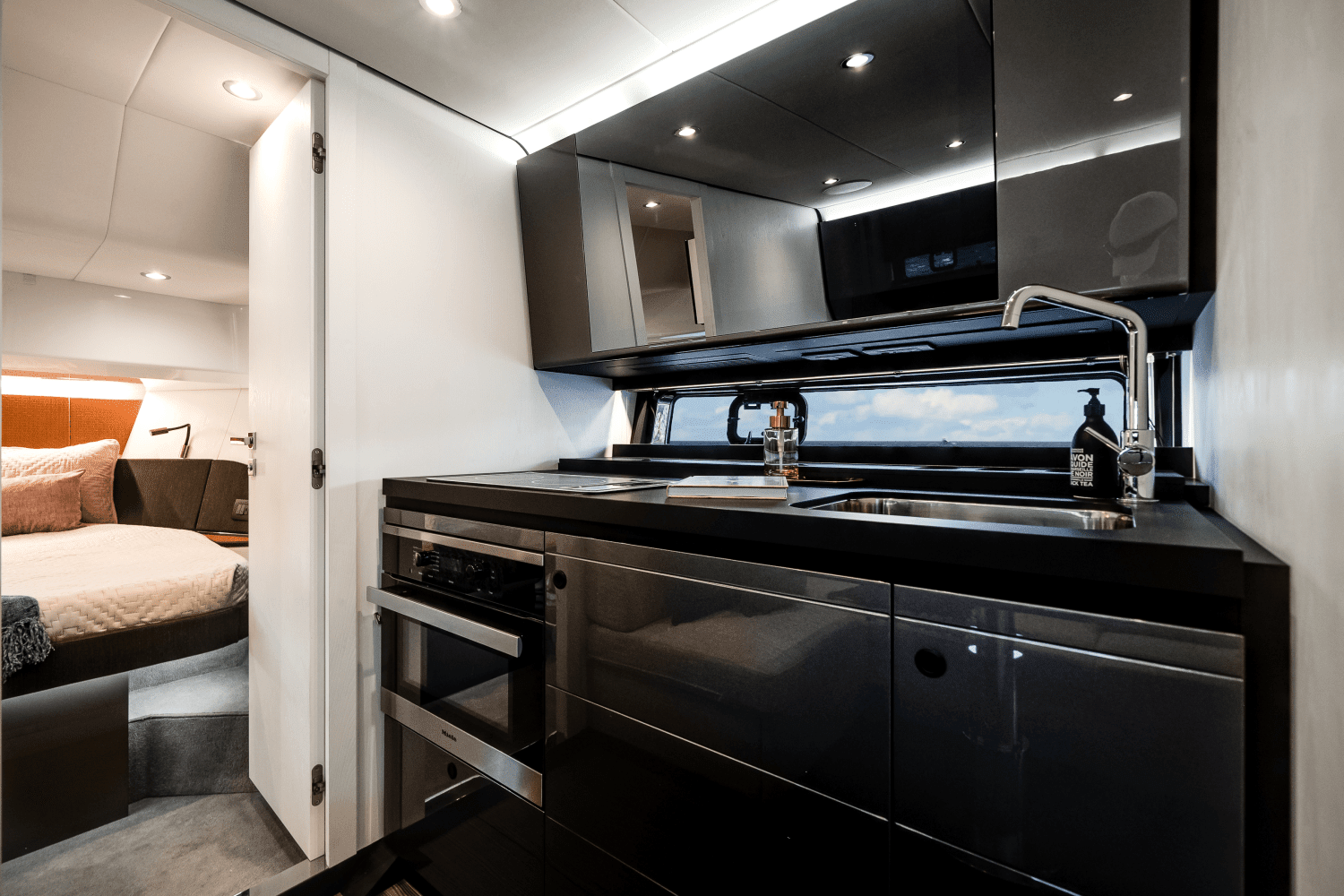 2021 Azimut Verve 47 Image Thumbnail #31