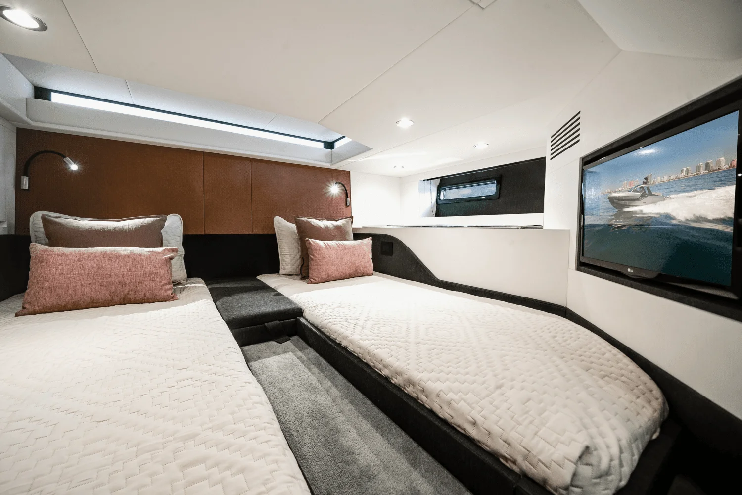 2021 Azimut Verve 47 Image Thumbnail #39