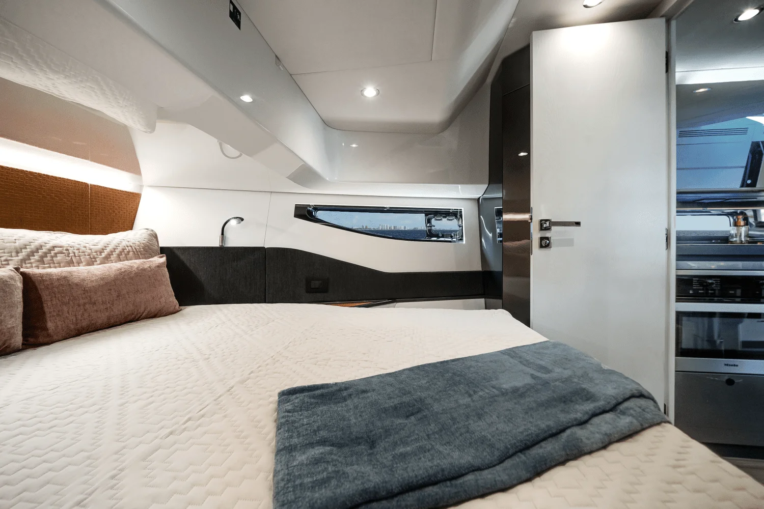 2021 Azimut Verve 47 Image Thumbnail #35