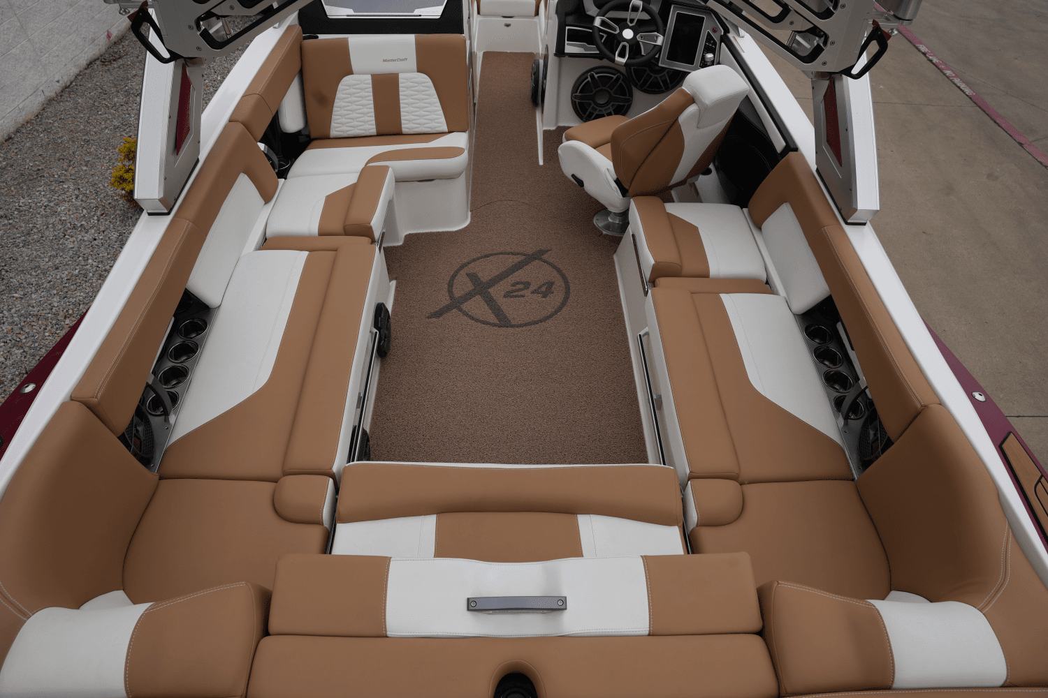 2022 Mastercraft X24 Image Thumbnail #14