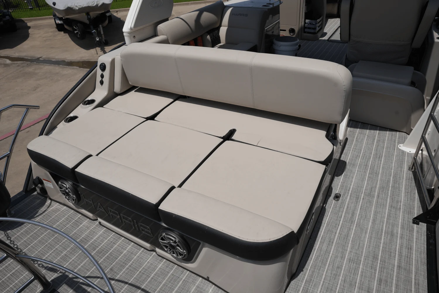 2023 Harris 250 GRAND MARINER Image Thumbnail #21