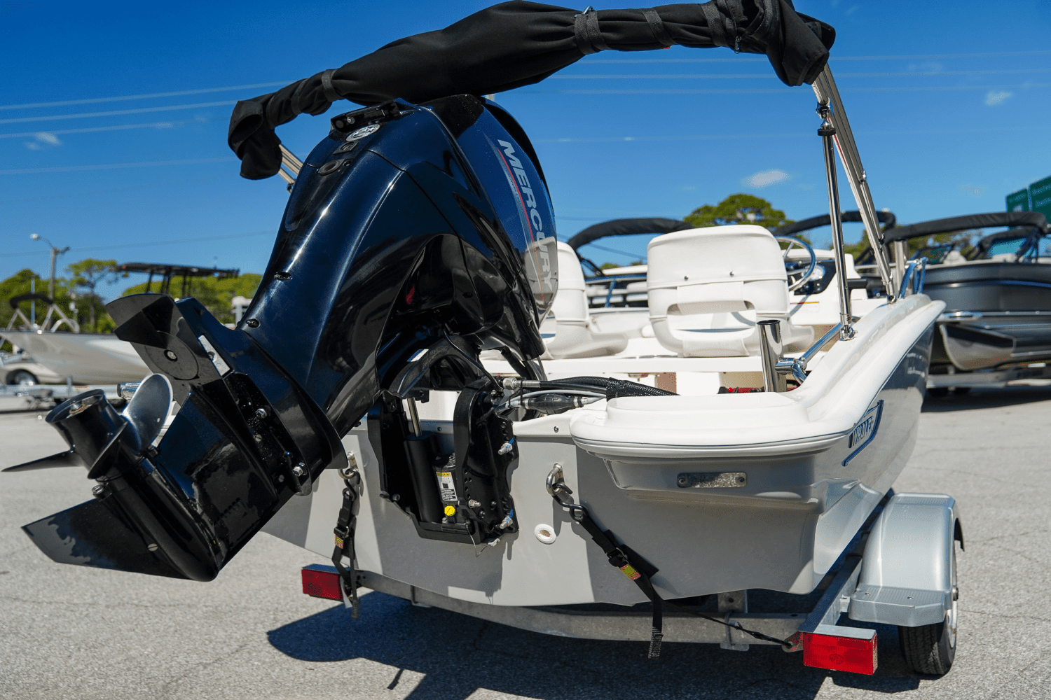 Thumbnail 4 for 2023 Boston Whaler 130 Super Sport