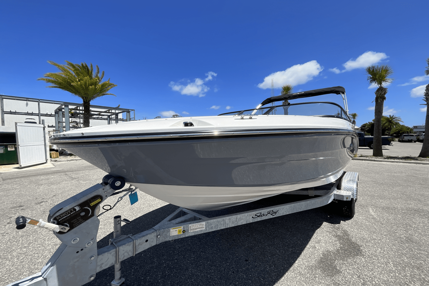 2025 Sea Ray SPX 190 Outboard Image Thumbnail #14