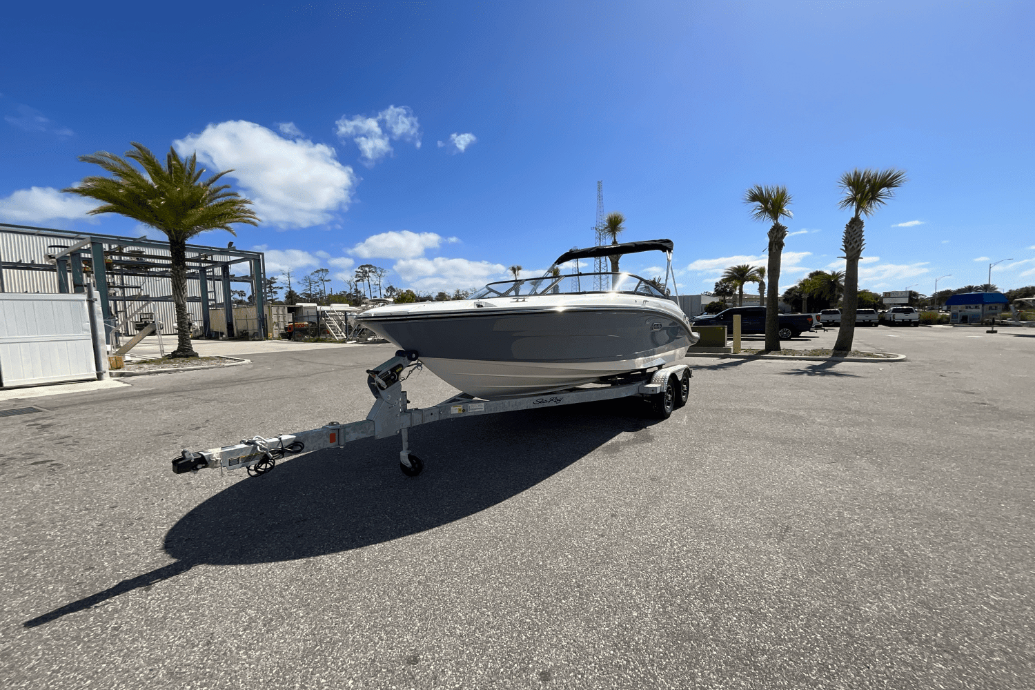 2025 Sea Ray SPX 190 Outboard Image Thumbnail #11