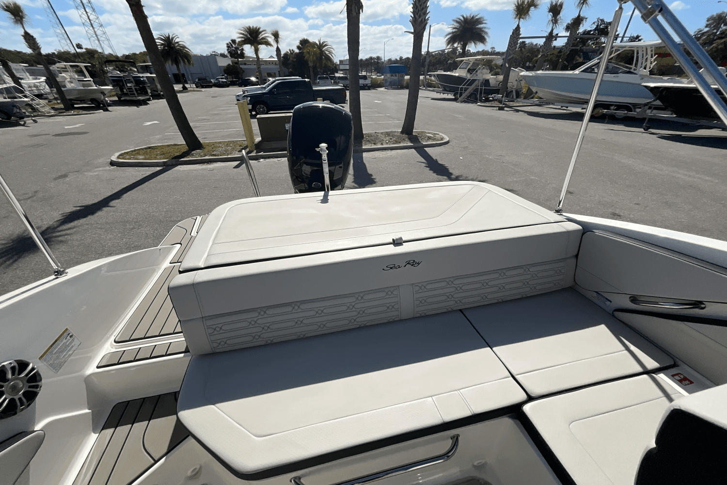 2025 Sea Ray SPX 190 Outboard Image Thumbnail #26