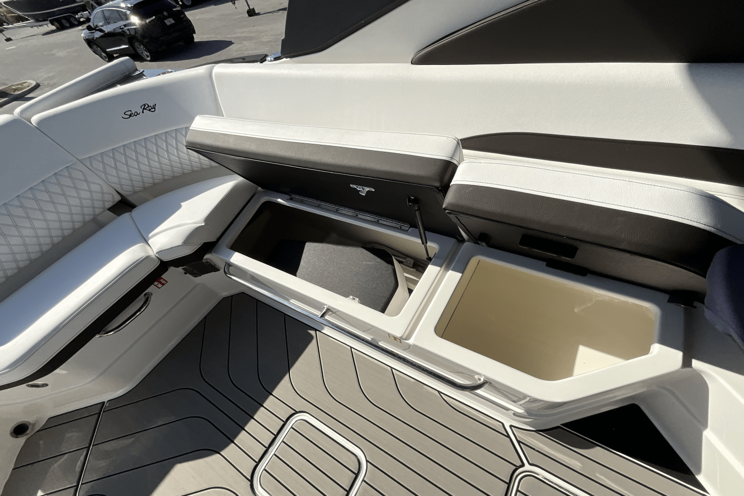 2025 Sea Ray SLX 280 Image Thumbnail #29
