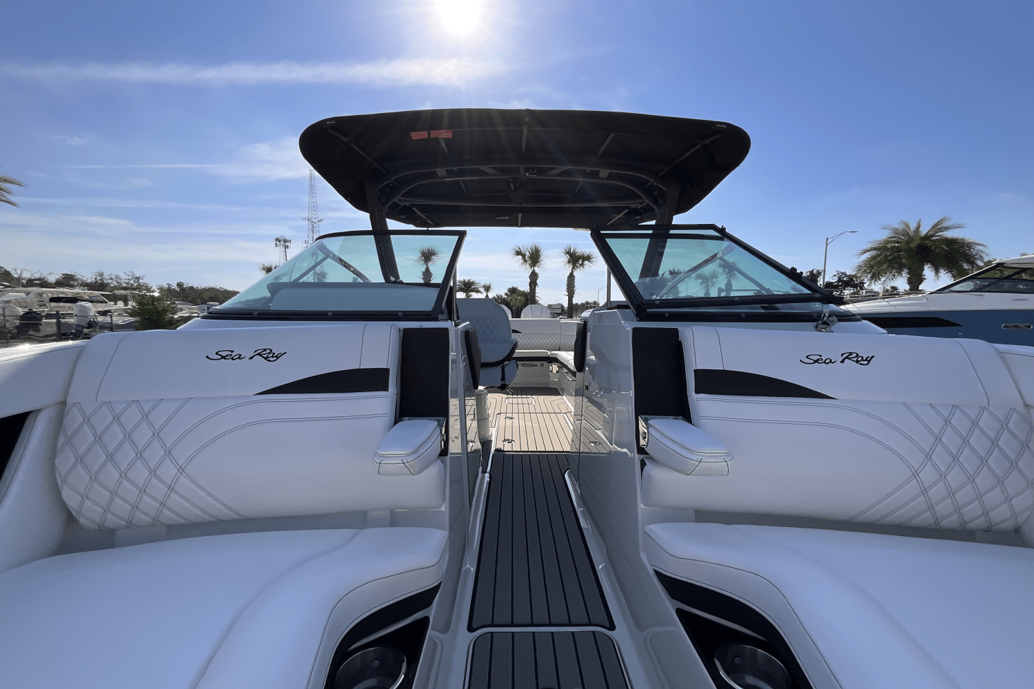 2025 Sea Ray SLX 280 Image Thumbnail #22