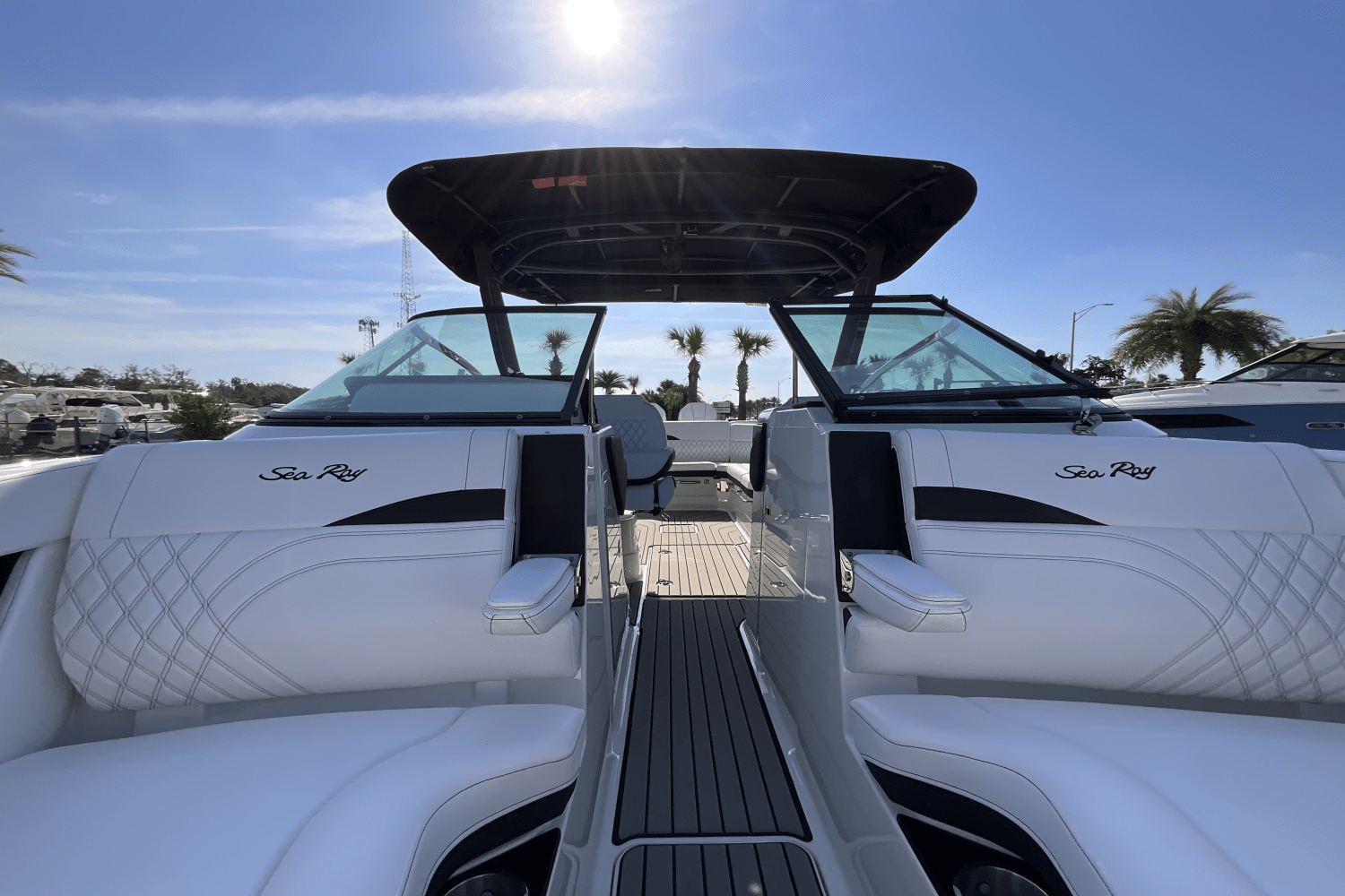 2025 Sea Ray SLX 280 Image Thumbnail #37
