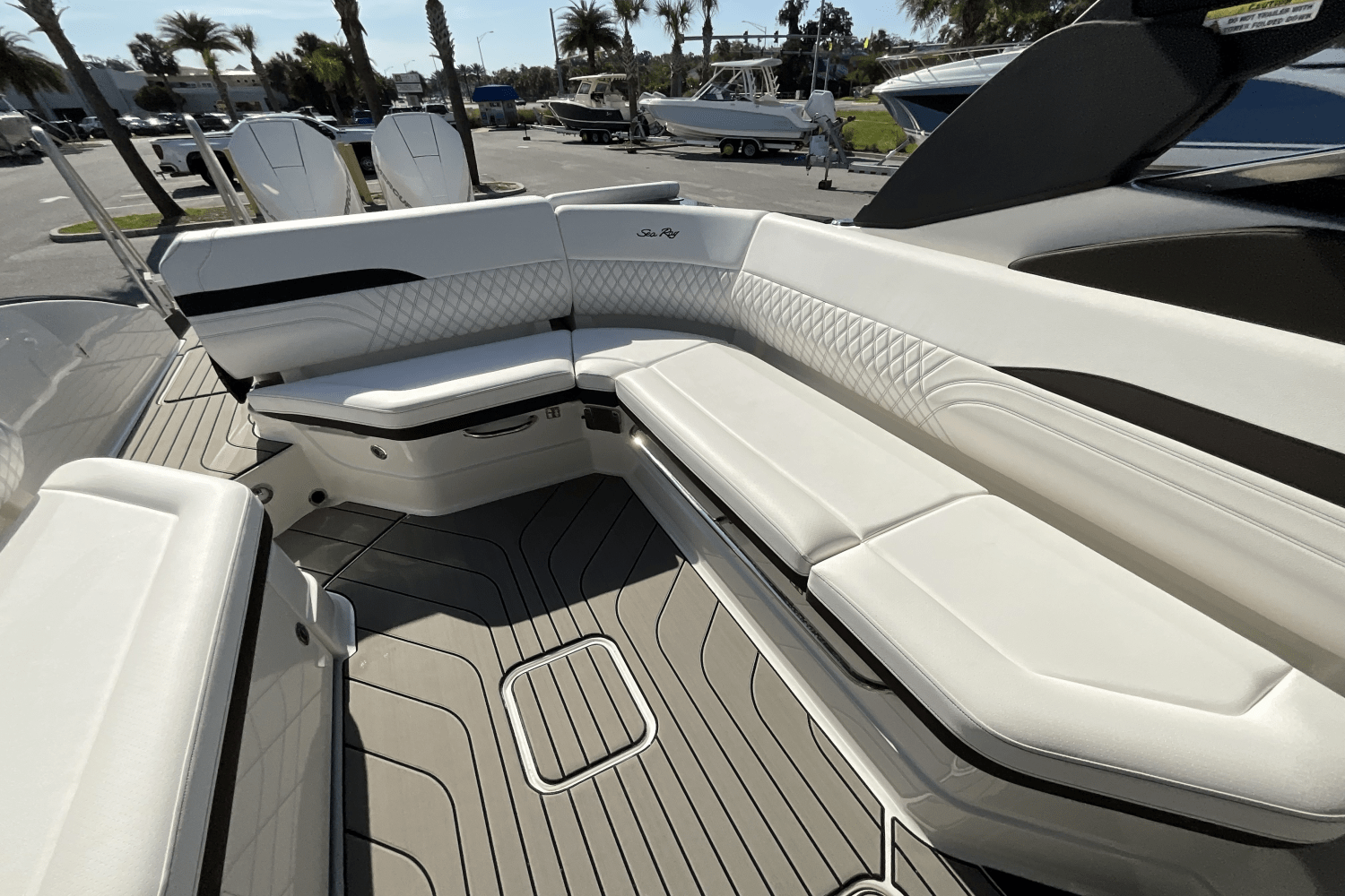 2025 Sea Ray SLX 280 Image Thumbnail #28