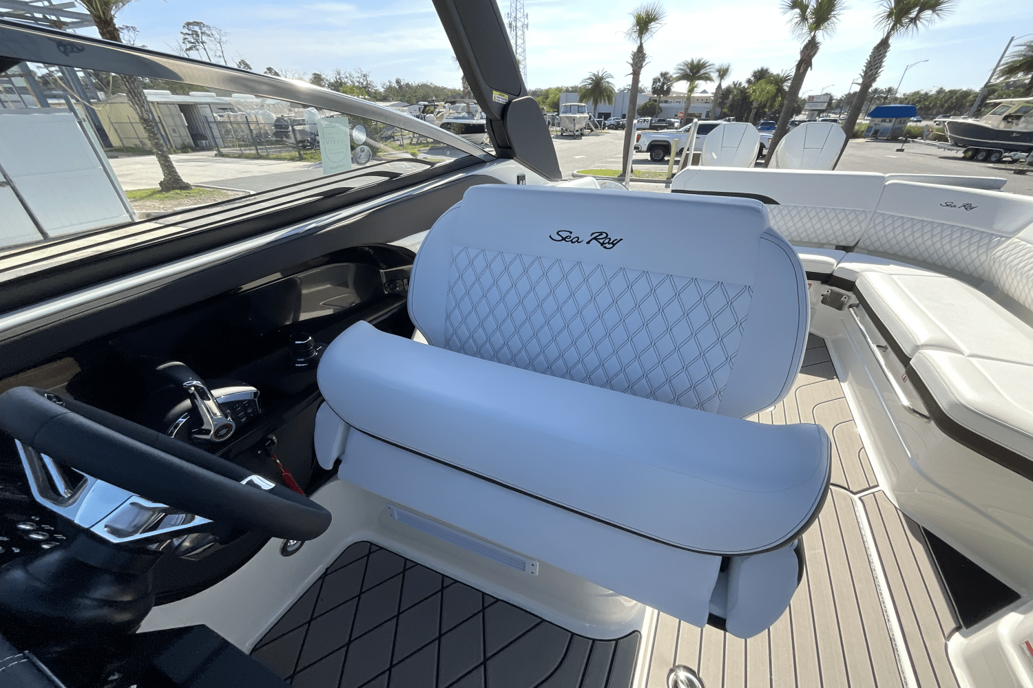 2025 Sea Ray SLX 280 Image Thumbnail #35