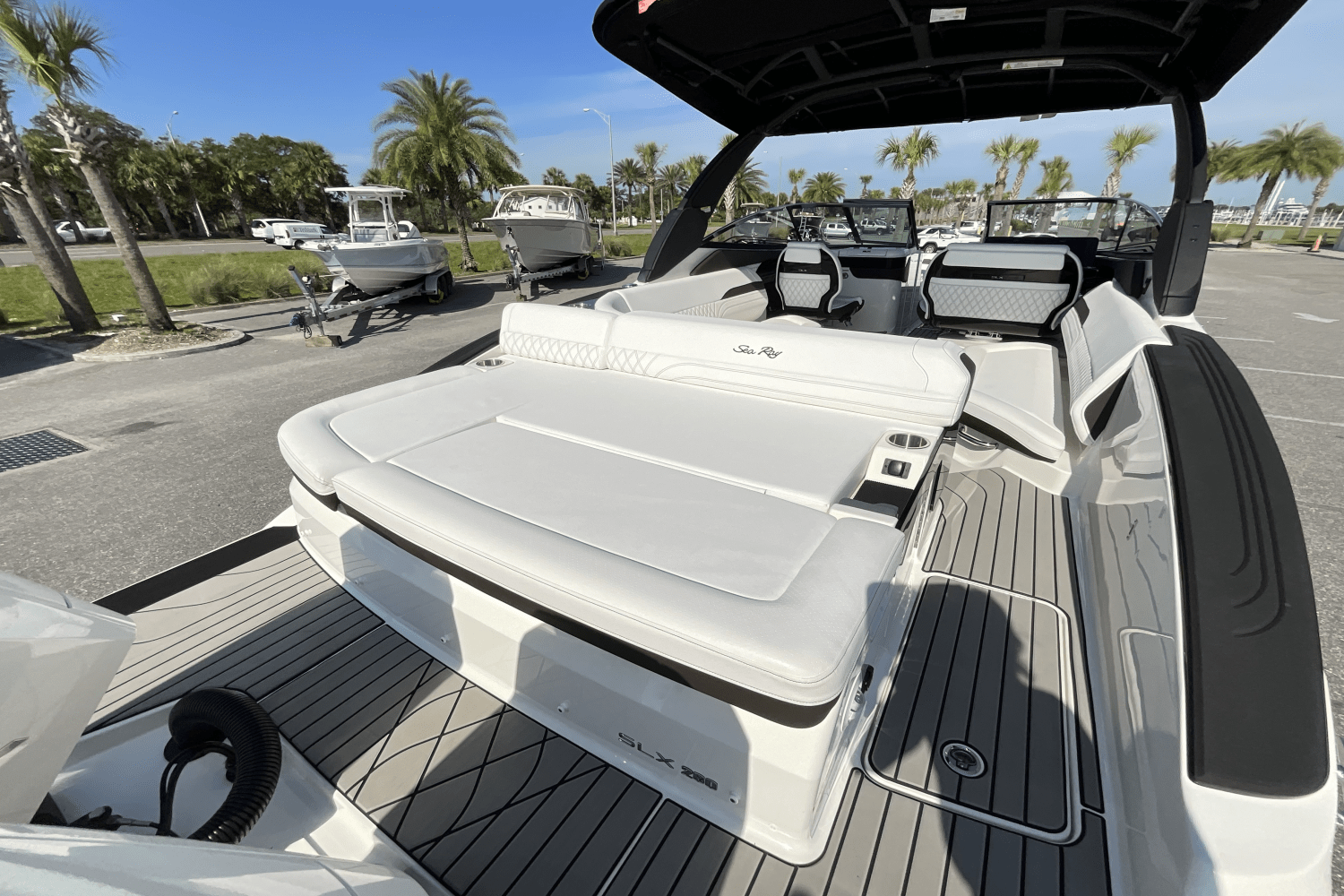 2025 Sea Ray SLX 280 Image Thumbnail #40
