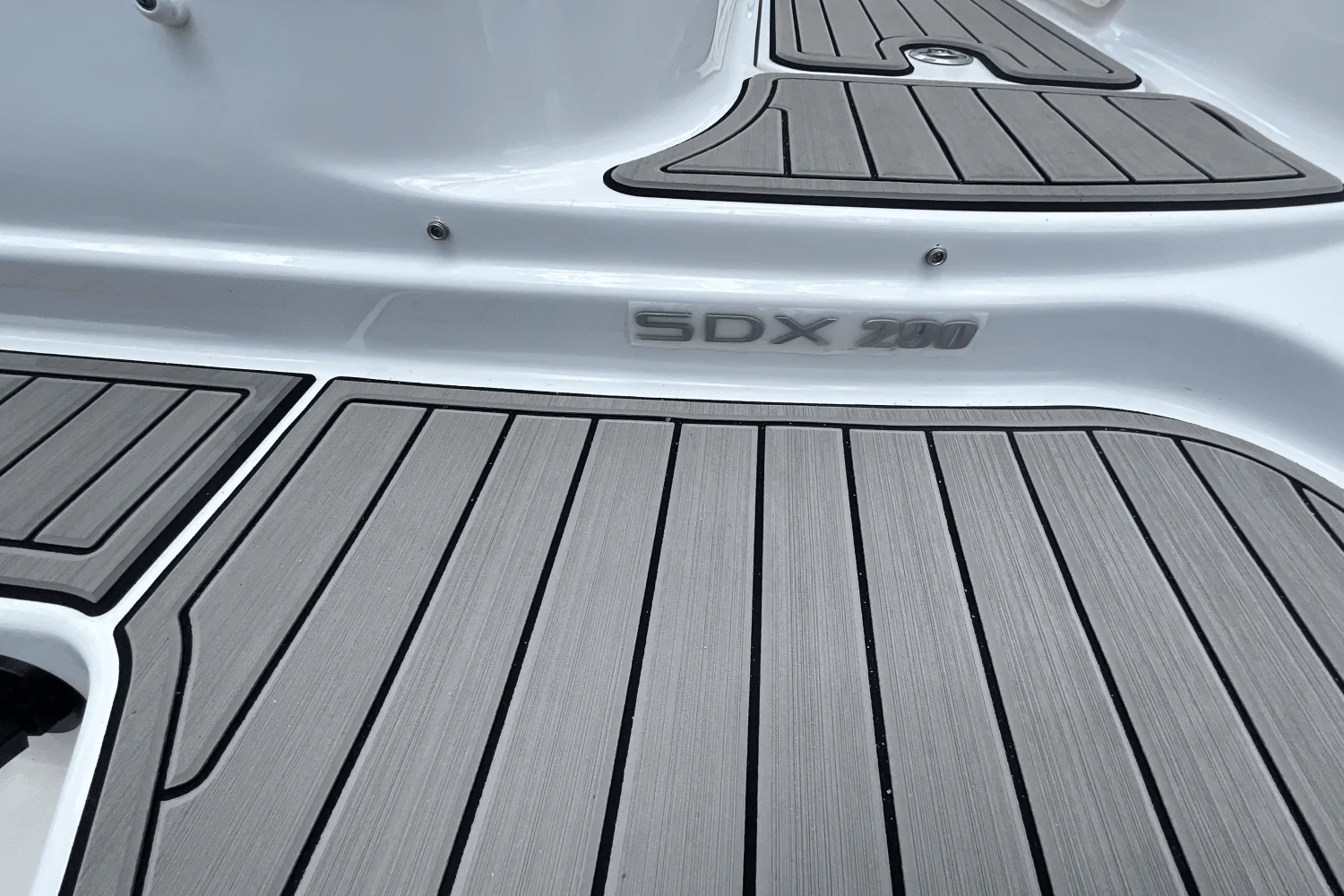 2026 Sea Ray SDX 290 Outboard Image Thumbnail #20
