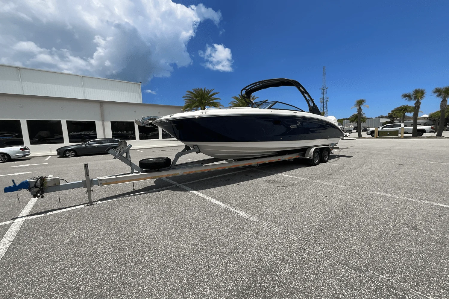 2026 Sea Ray SDX 290 Outboard Image Thumbnail #7