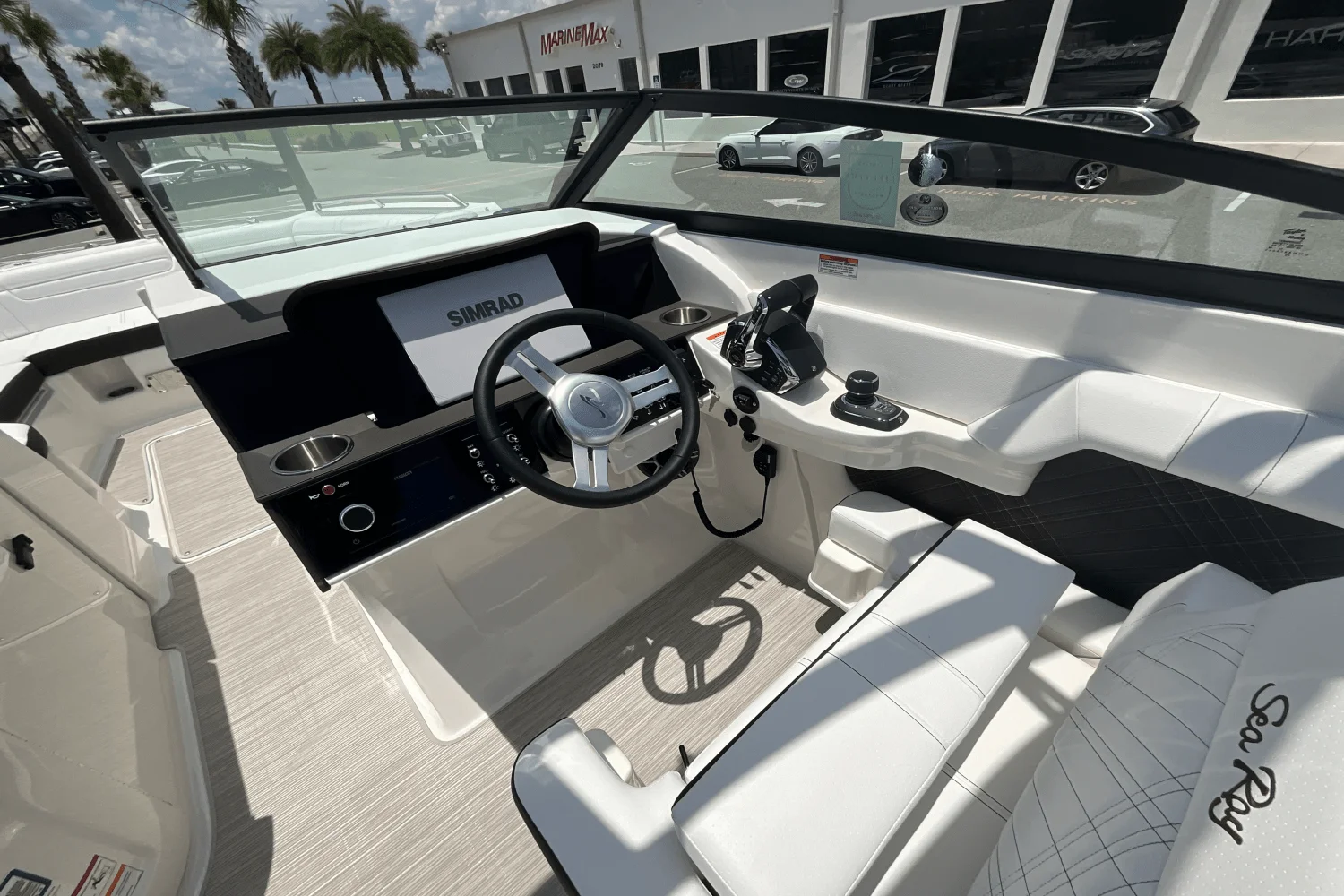 2026 Sea Ray SDX 290 Outboard Image Thumbnail #24