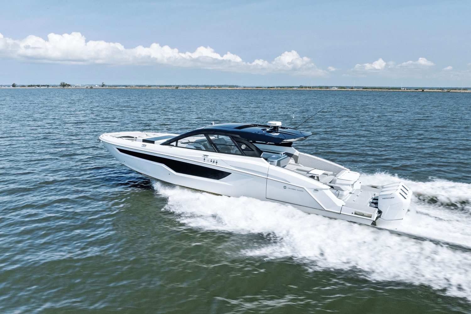 2025 Cruisers Yachts 50 GLS Outboard Image Thumbnail #22