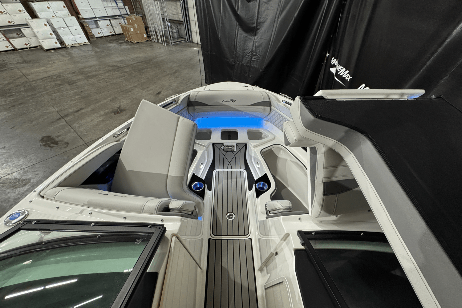 2025 Sea Ray SLX 260 Image Thumbnail #42