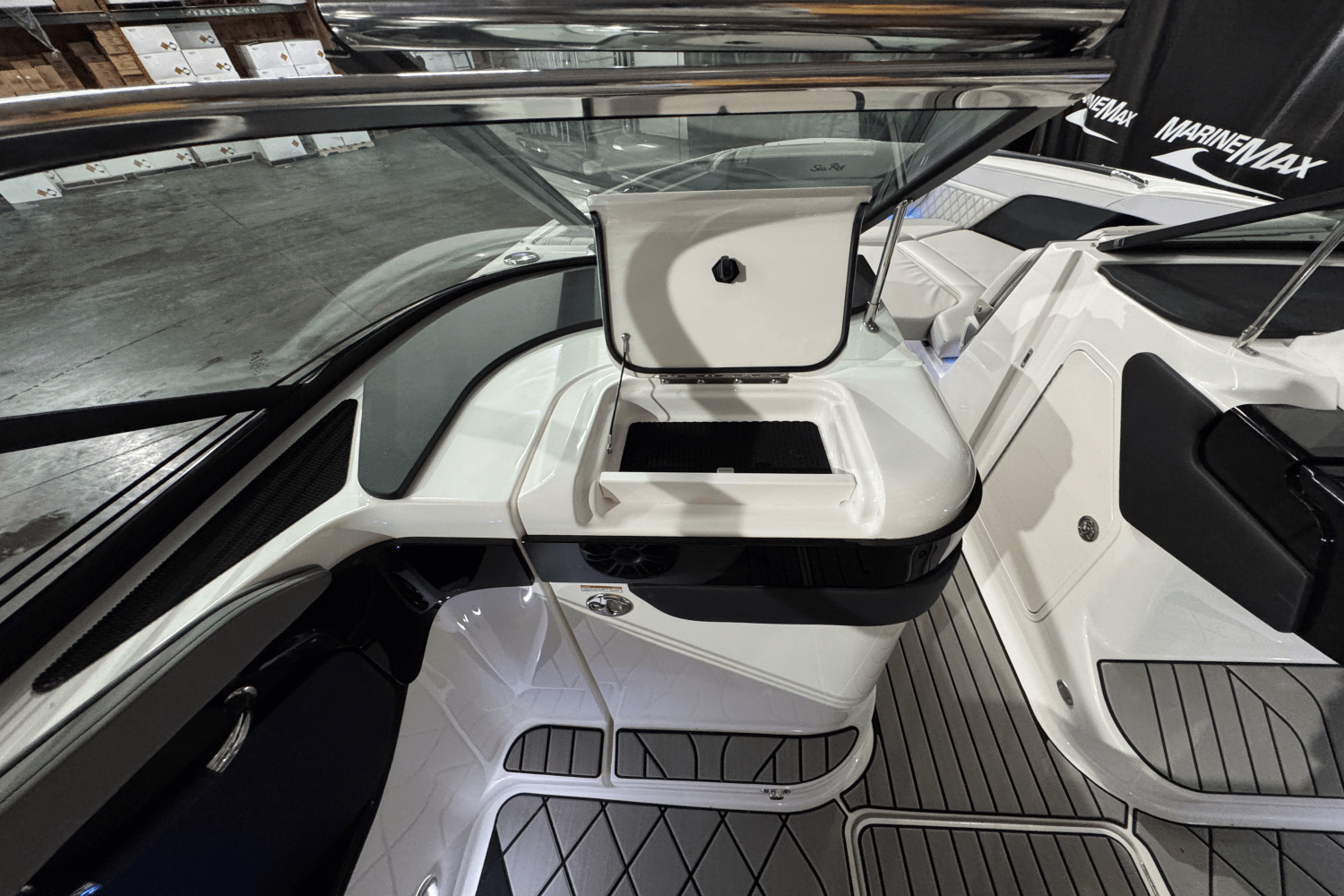 2025 Sea Ray SLX 260 Image Thumbnail #30