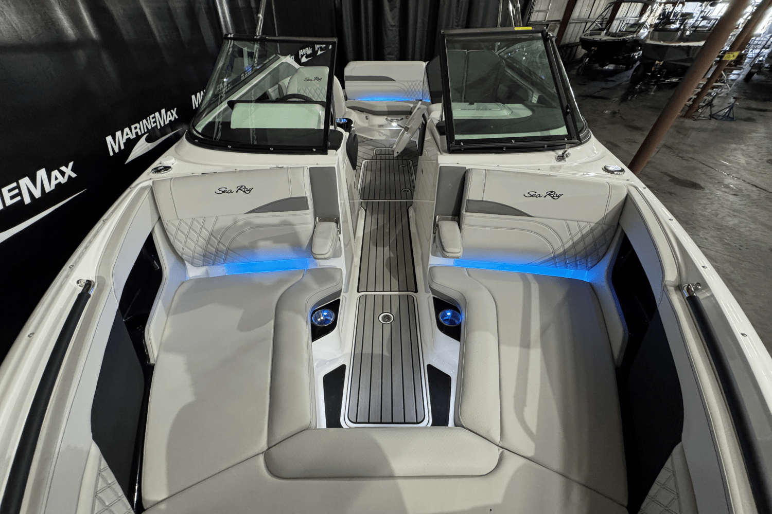 2025 Sea Ray SLX 260 Image Thumbnail #48