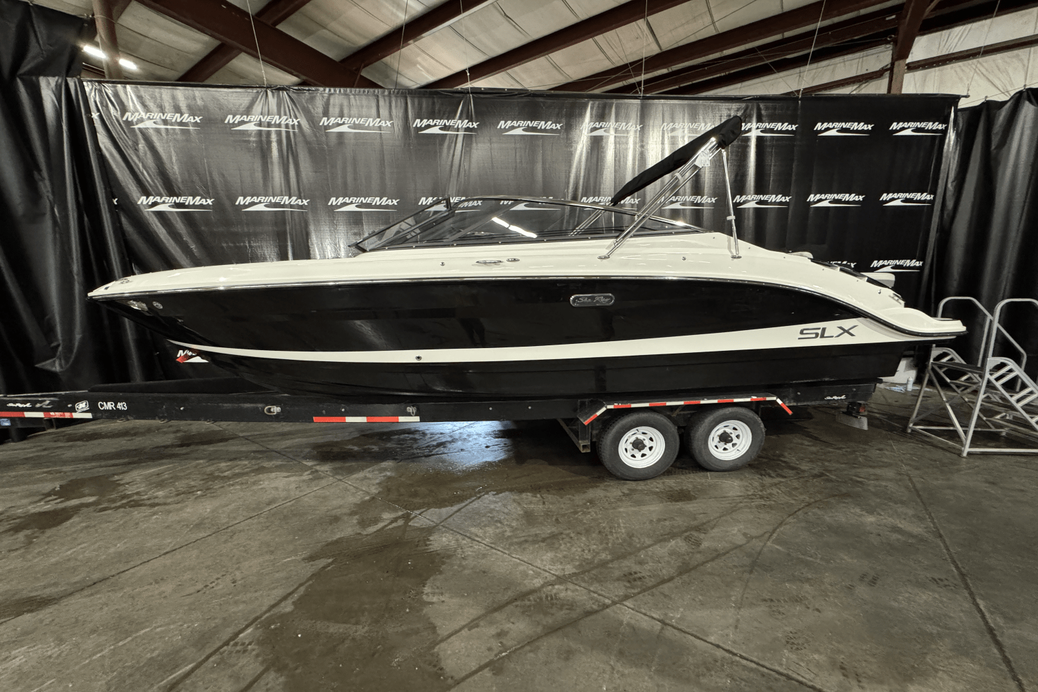 2025 Sea Ray SLX 260 Image Thumbnail #3