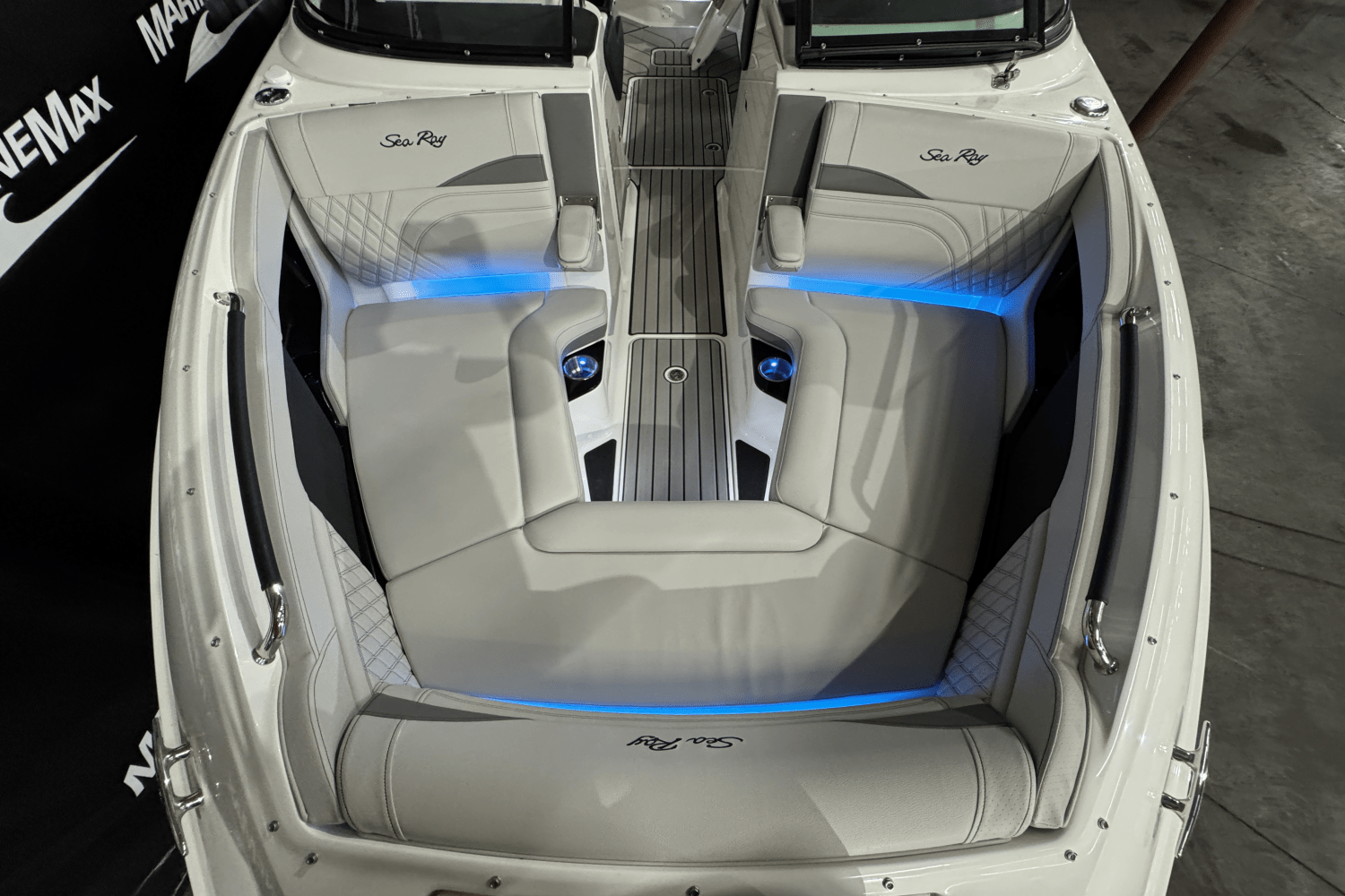 2025 Sea Ray SLX 260 Image Thumbnail #47