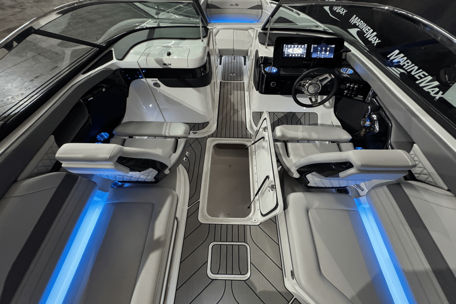 2025 Sea Ray SLX 260 Image Thumbnail #22