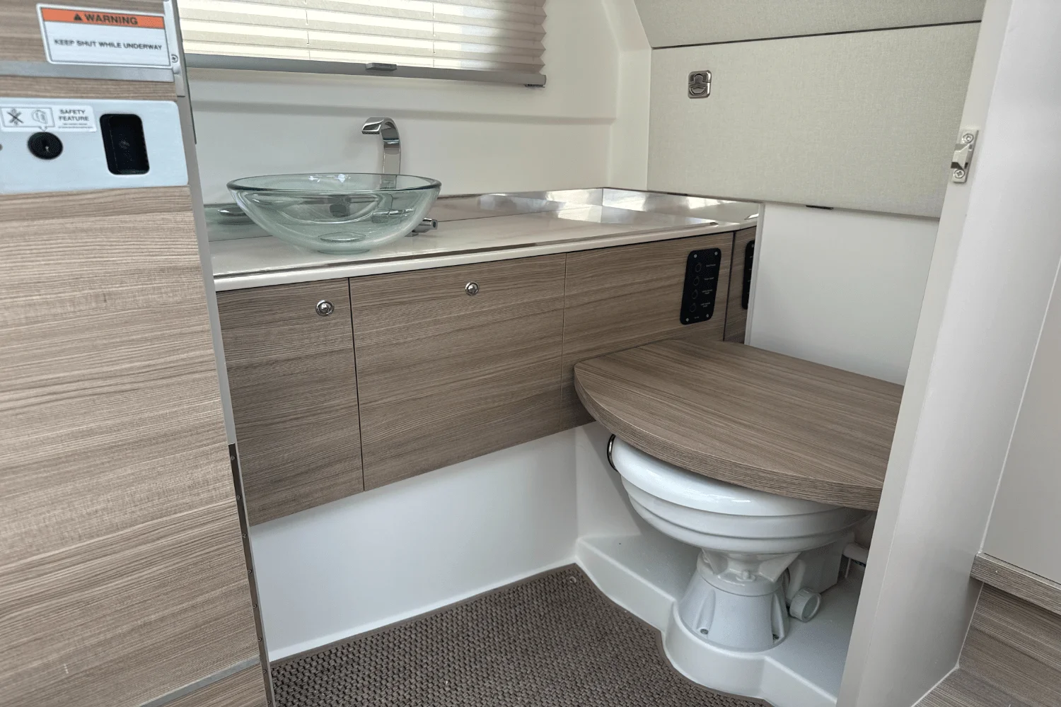 2025 Saxdor 320 GTO Image Thumbnail #36