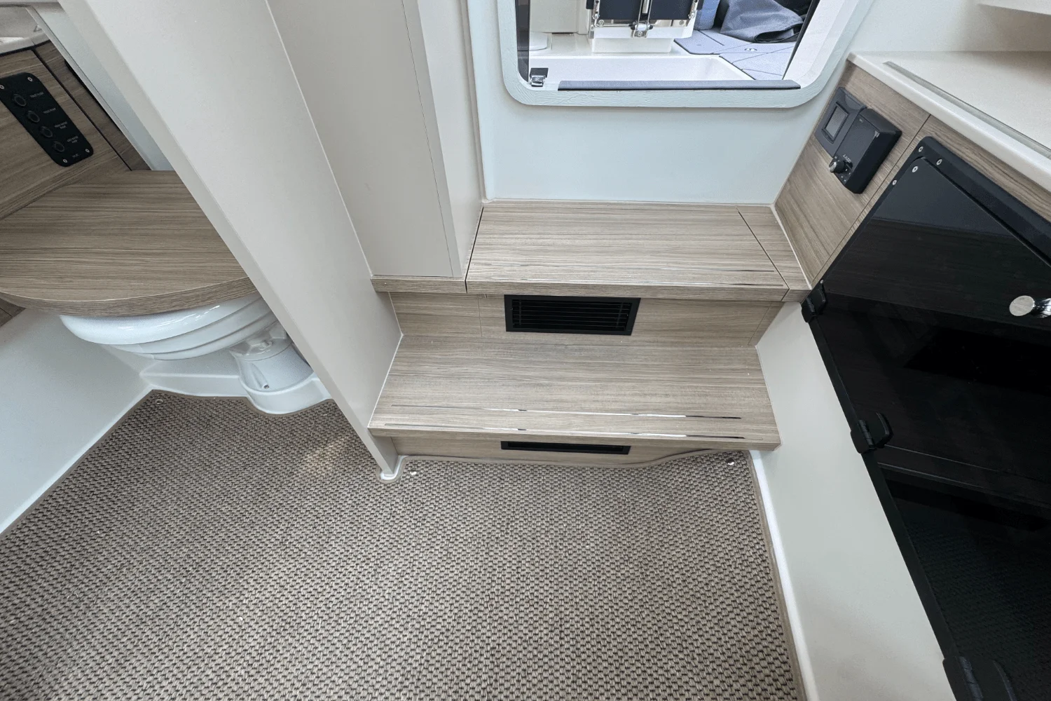 2025 Saxdor 320 GTO Image Thumbnail #30