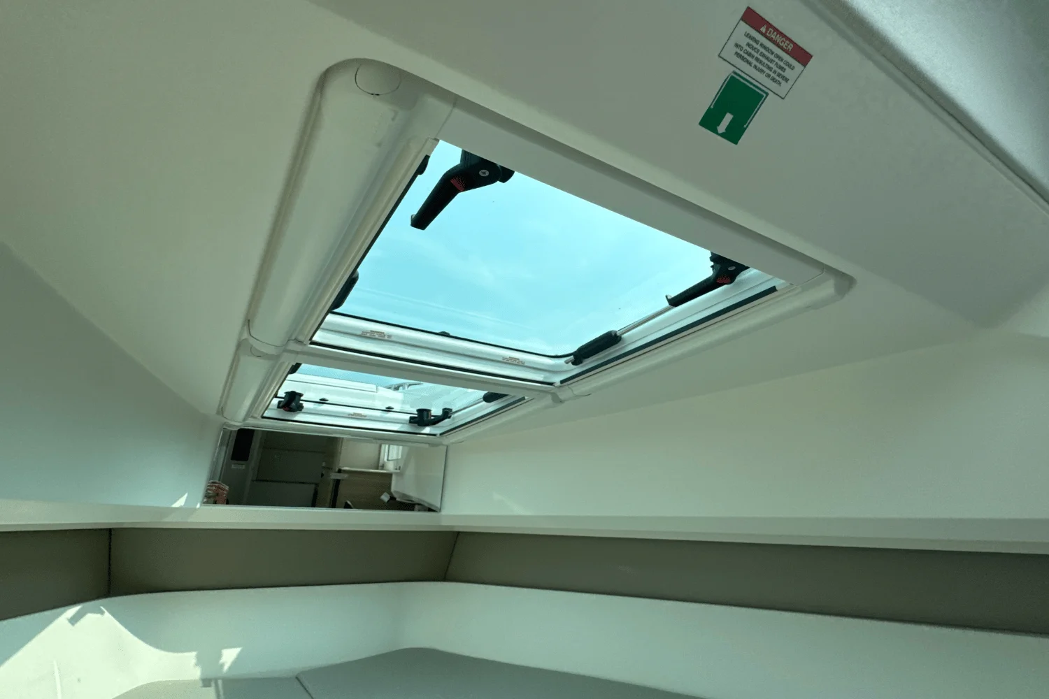 2025 Saxdor 320 GTO Image Thumbnail #39