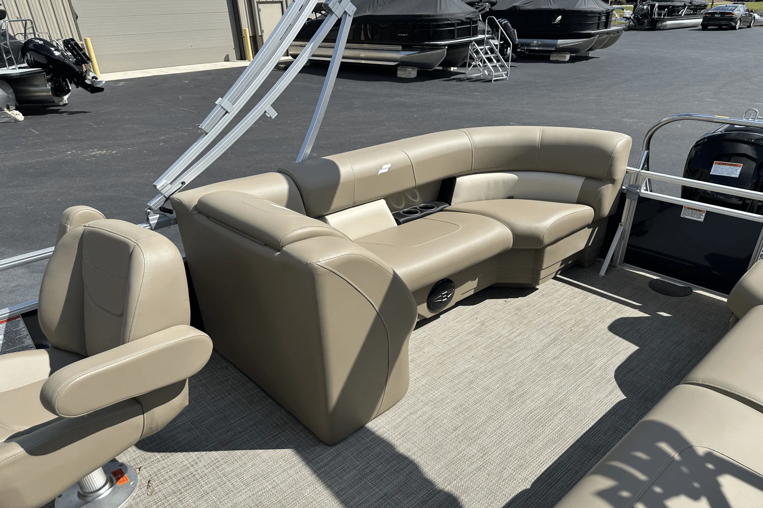 2025 Starcraft LX 22 R Image Thumbnail #20