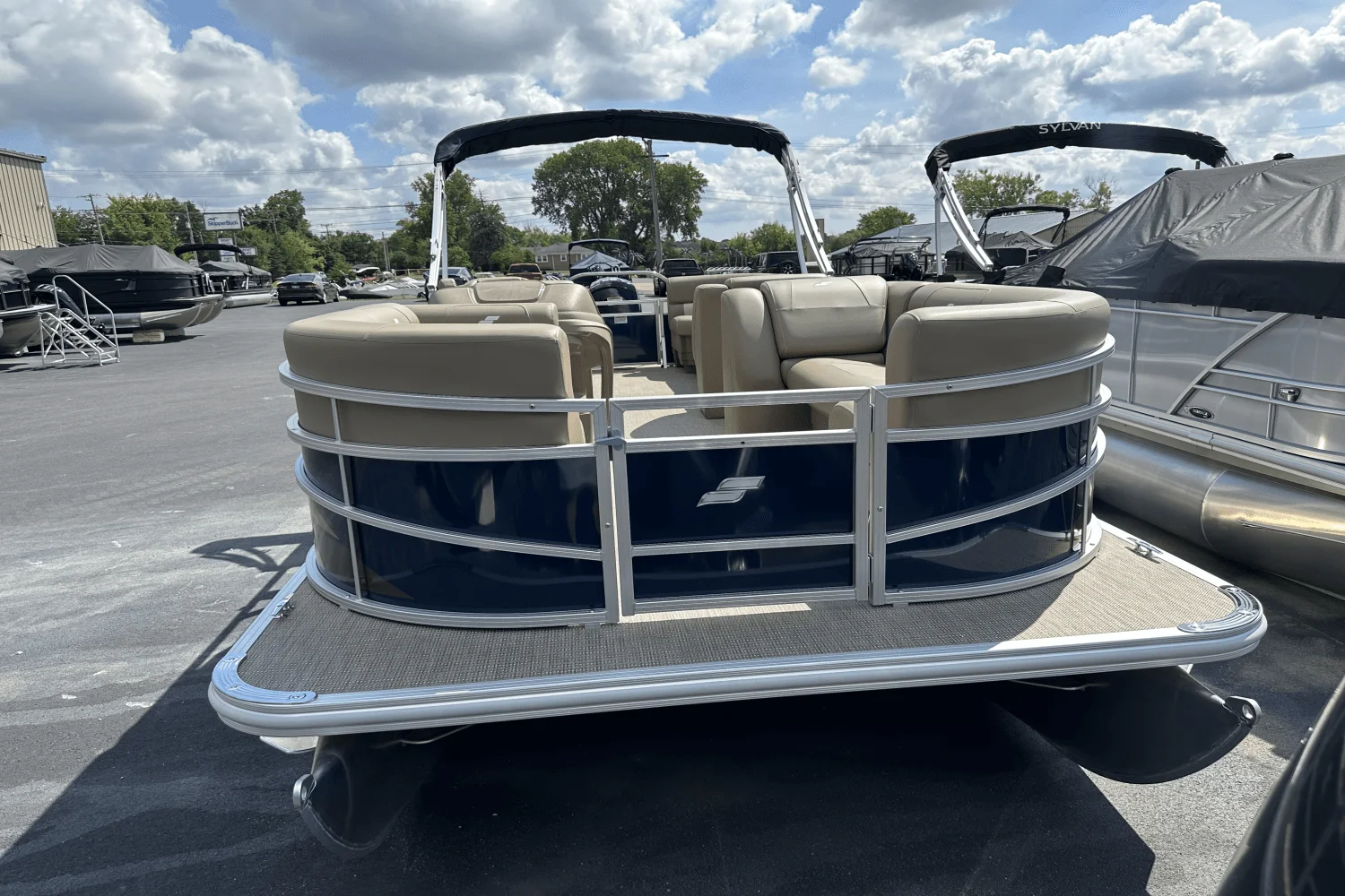 2025 Starcraft LX 22 R Image Thumbnail #2