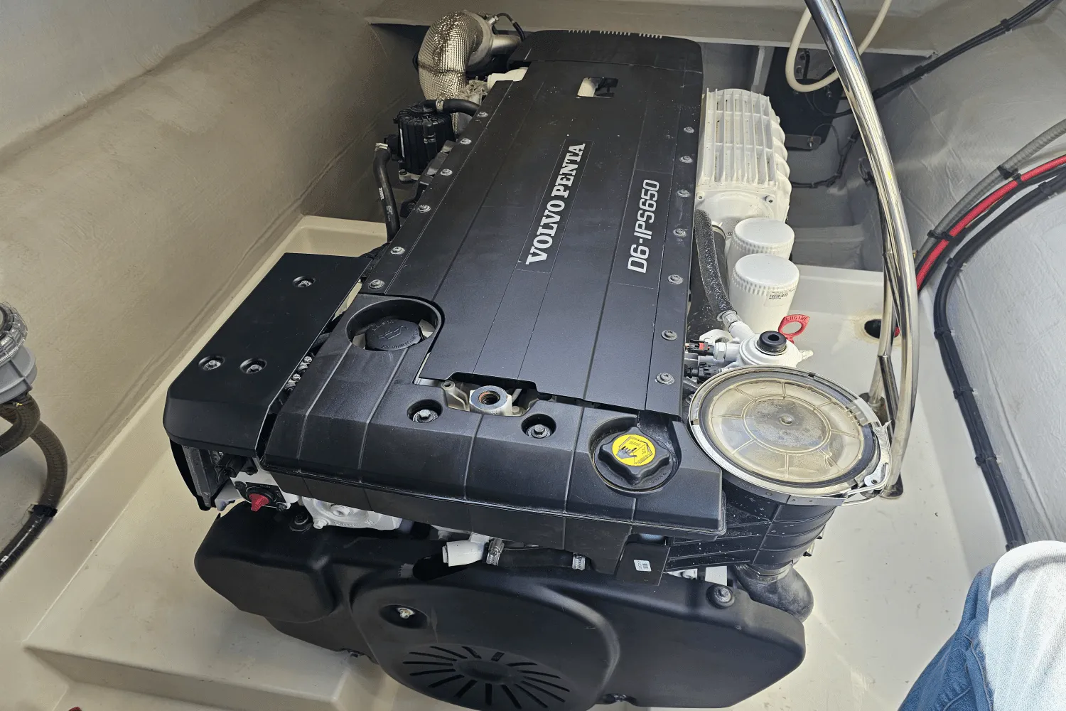 2023 Fountaine Pajot MY 6 Image Thumbnail #30