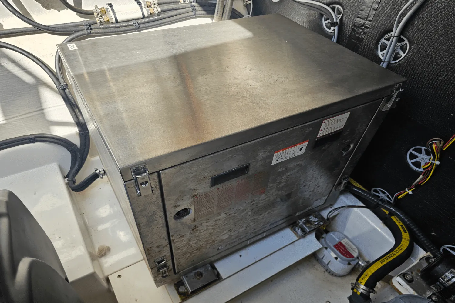 2023 Fountaine Pajot MY 6 Image Thumbnail #37