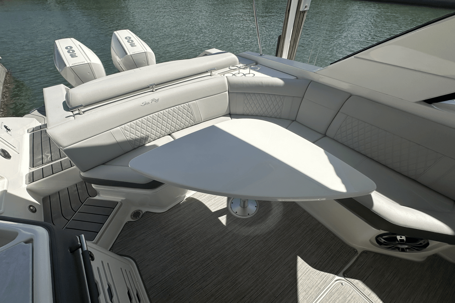 2022 Sea Ray 310 SLX OB Image Thumbnail #16