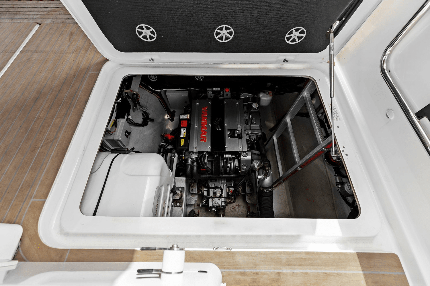 2022 Fountaine Pajot MY 4.S Image Thumbnail #14