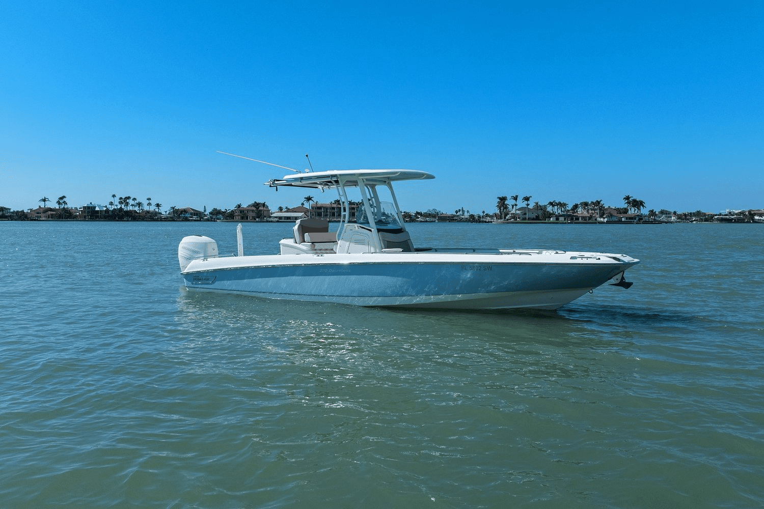 2020 Boston Whaler 270 DAUNTLESS Image Thumbnail #3