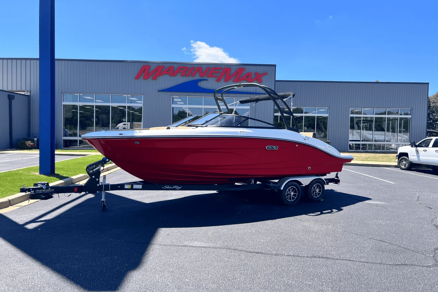 2025 Sea Ray SPX 210 Image Thumbnail #0