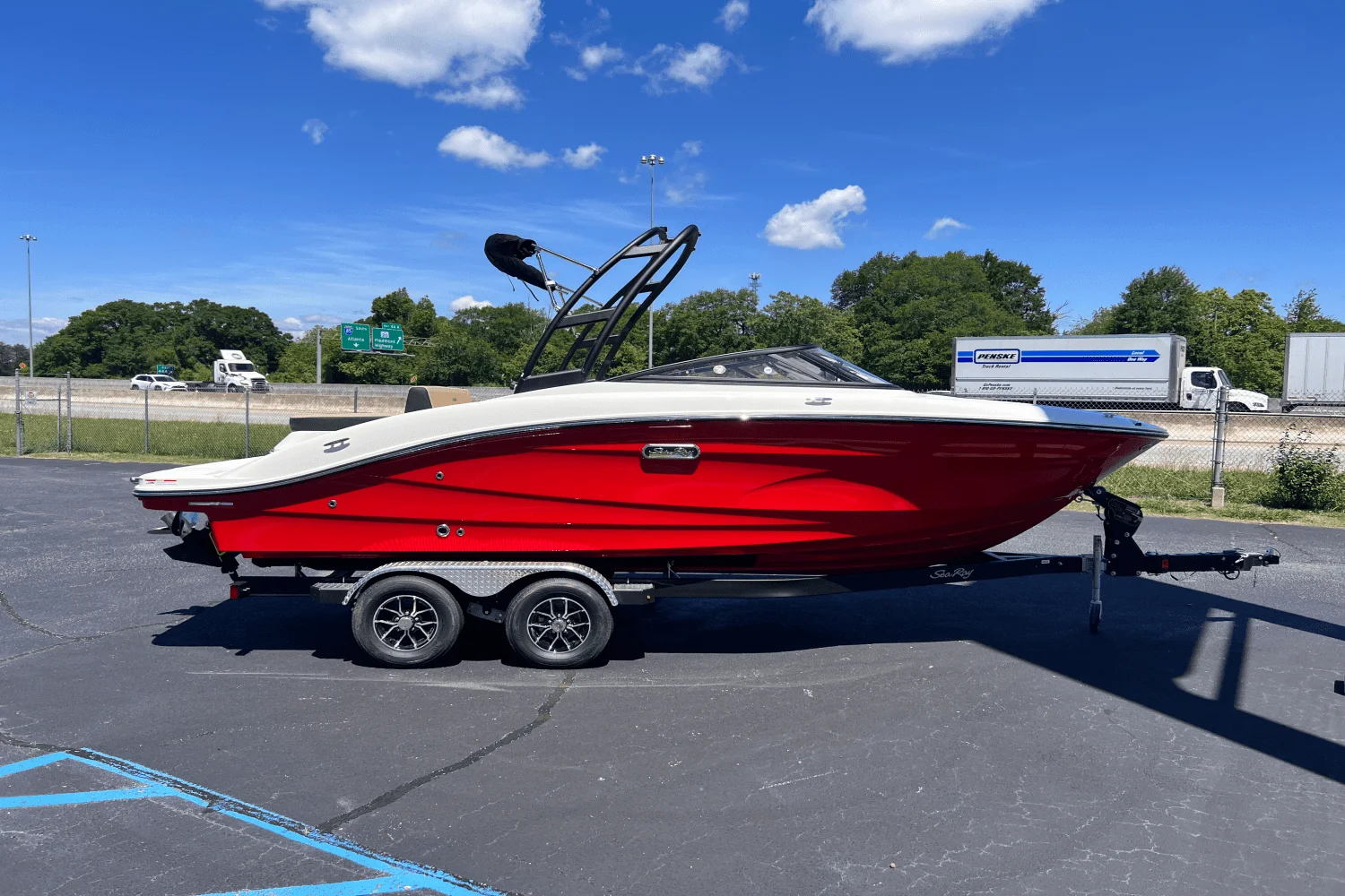 2025 Sea Ray SPX 210 Image Thumbnail #6