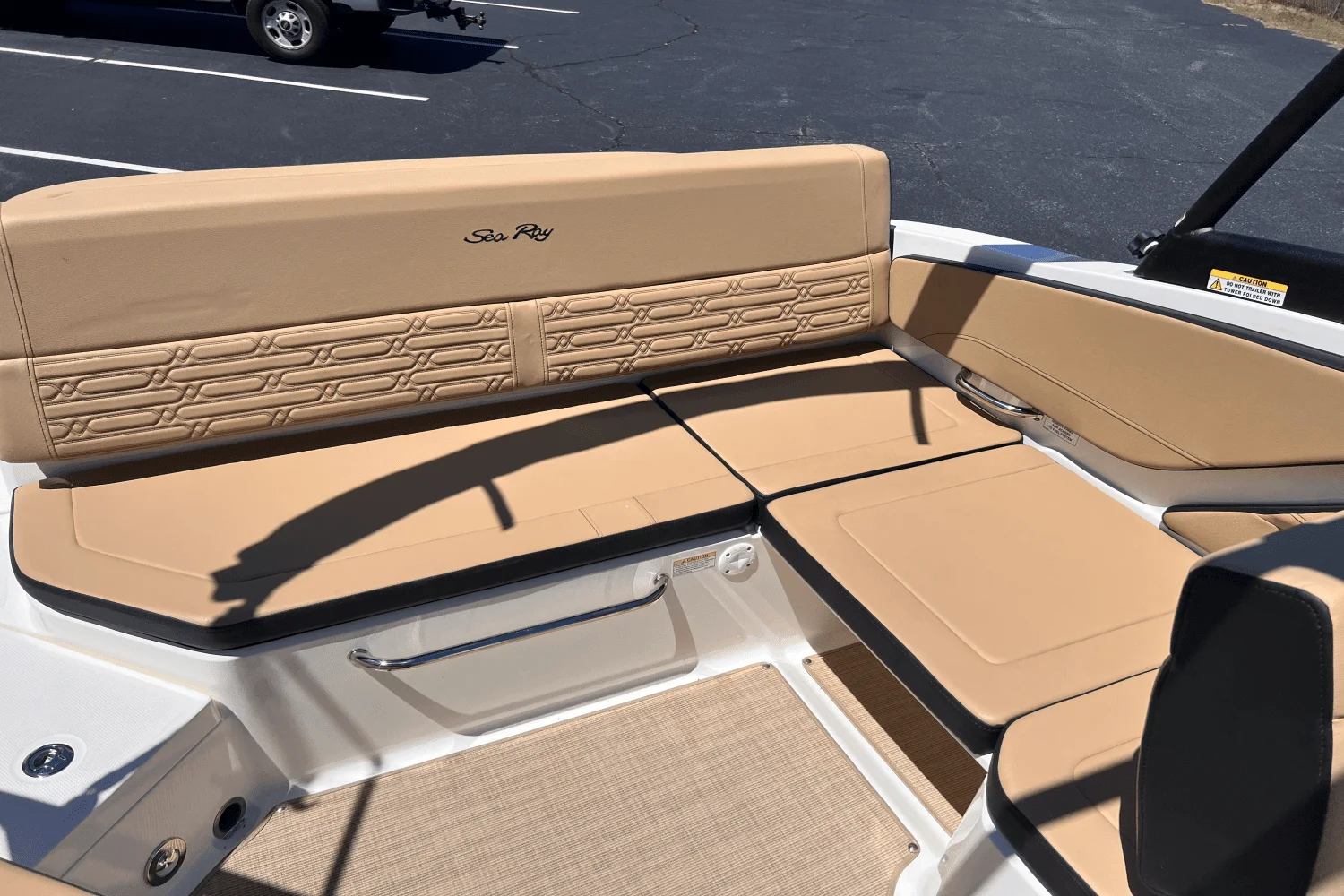 2025 Sea Ray SPX 210 Image Thumbnail #14