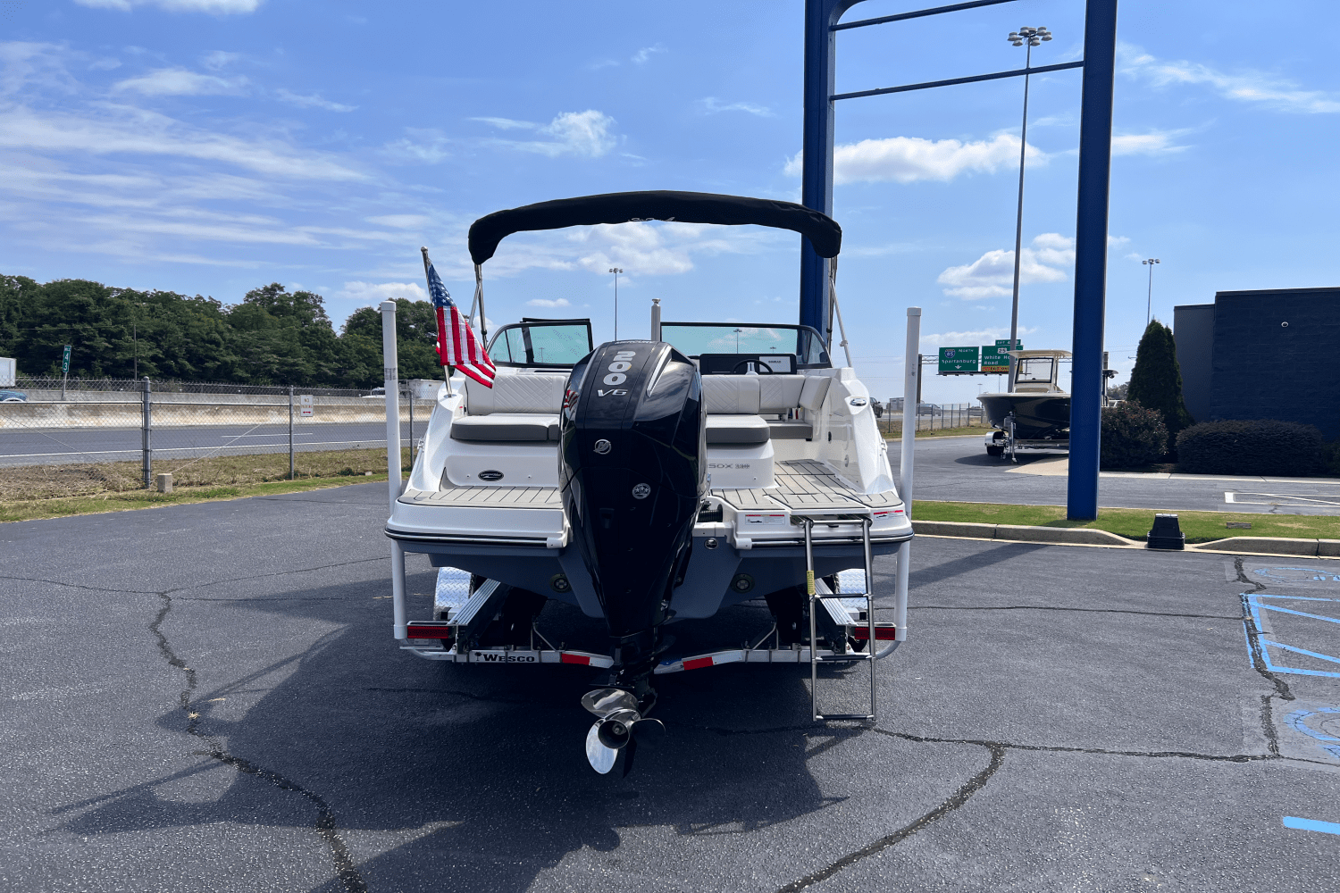 2026 Sea Ray SDX 230 Outboard Image Thumbnail #3