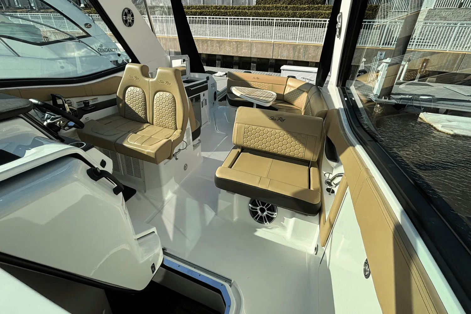 2023 Sea Ray 320 SUNDANCER OUTBOARD Image Thumbnail #52