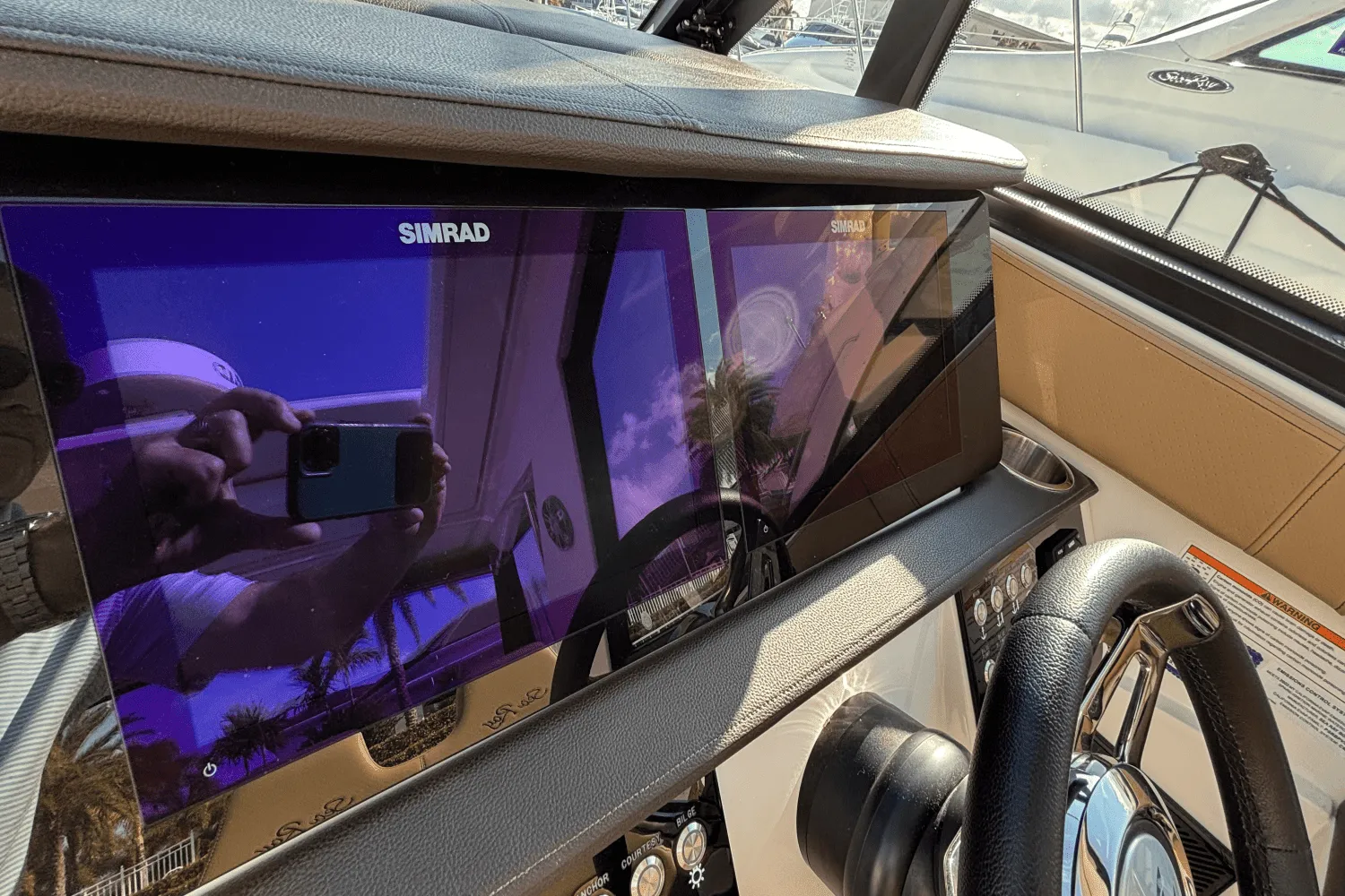 2023 Sea Ray 320 SUNDANCER OUTBOARD Image Thumbnail #36