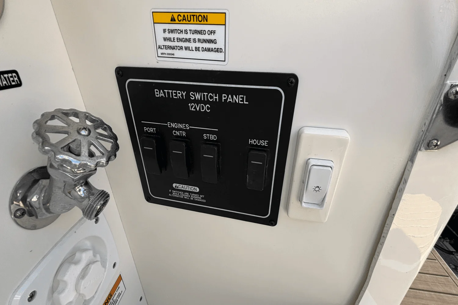 2023 Sea Ray 320 SUNDANCER OUTBOARD Image Thumbnail #72