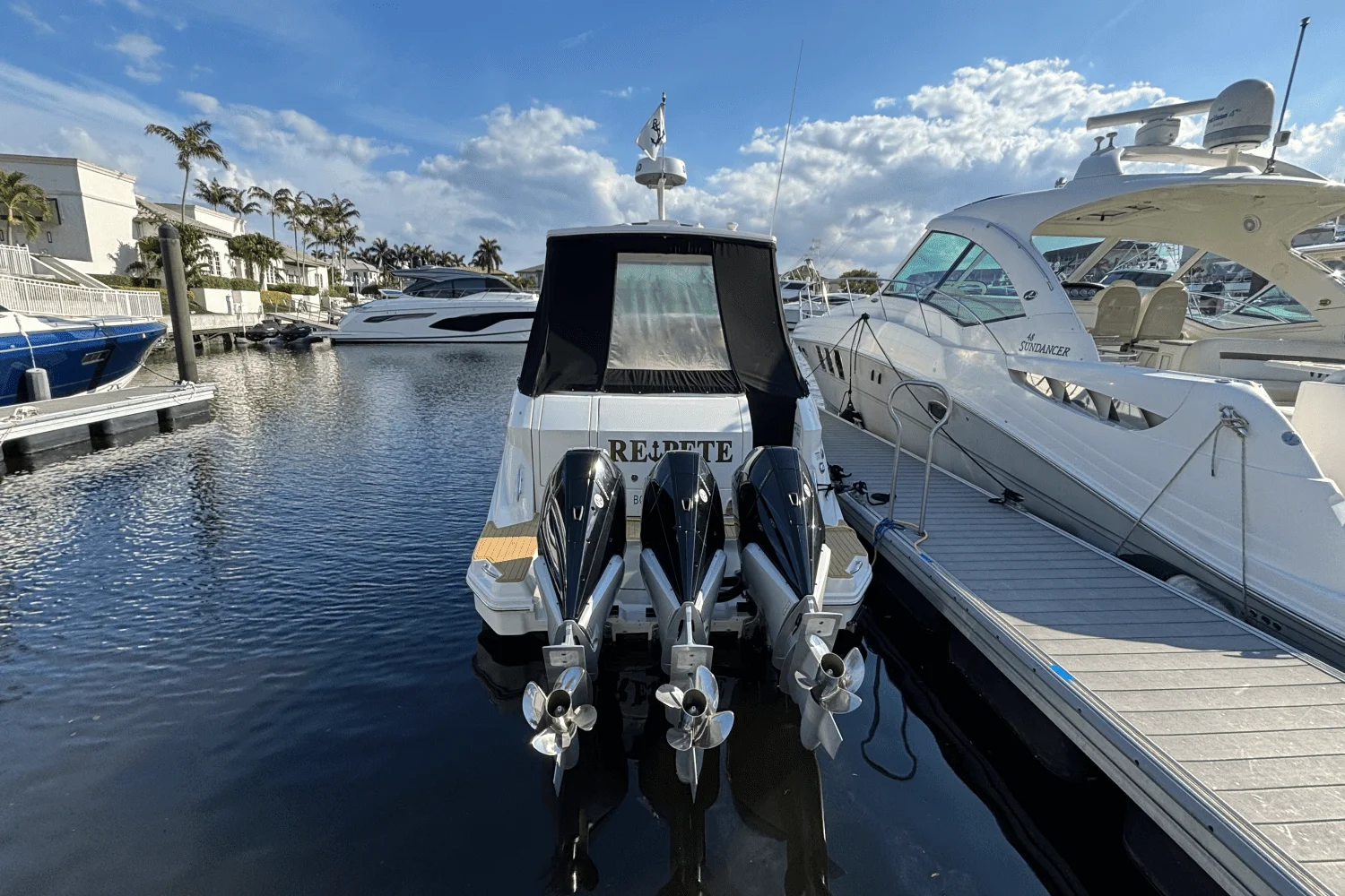 2023 Sea Ray 320 SUNDANCER OUTBOARD Image Thumbnail #4
