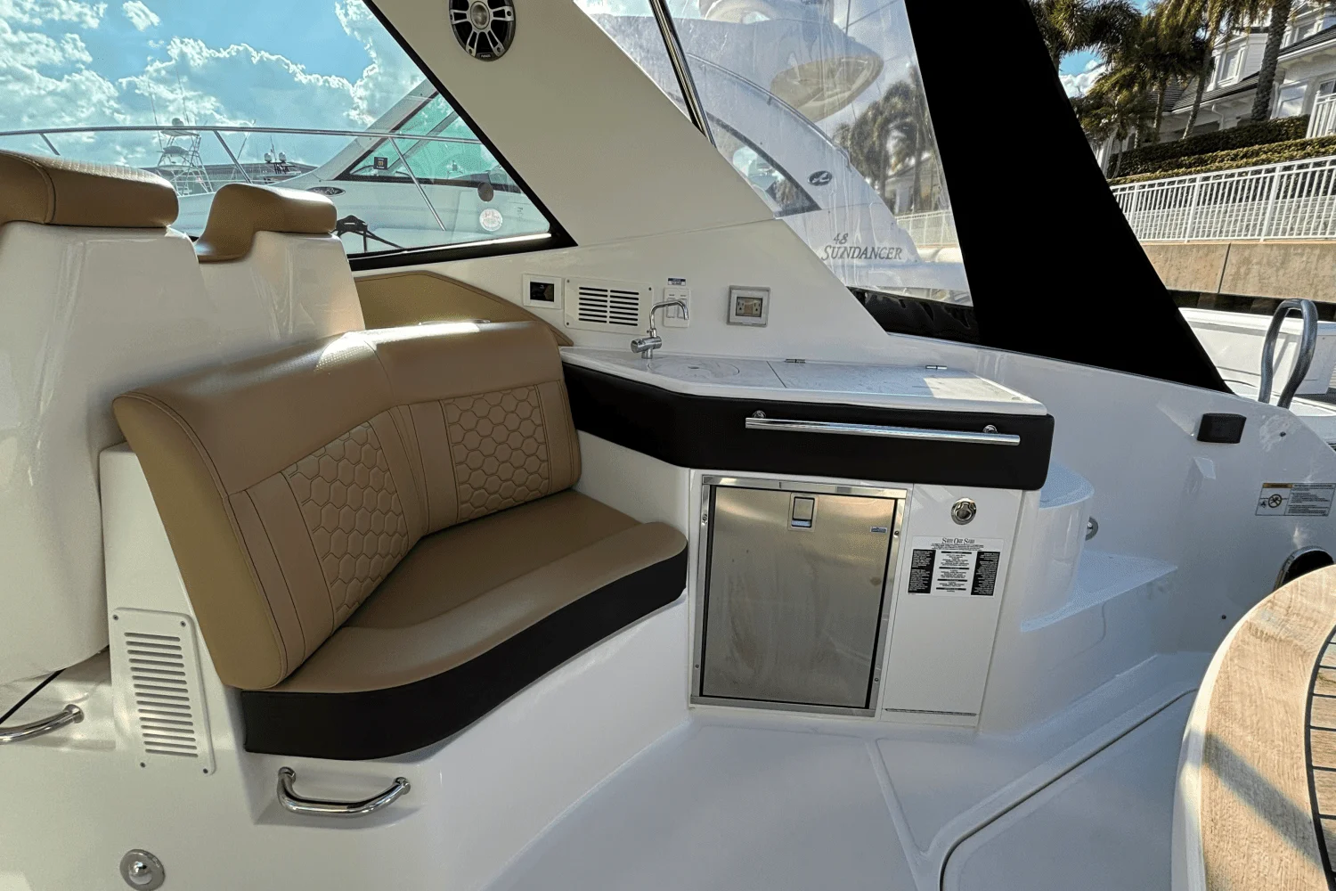 2023 Sea Ray 320 SUNDANCER OUTBOARD Image Thumbnail #22